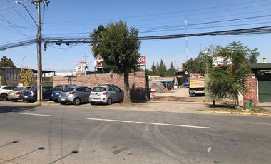 OPORTUNIDAD TERRENO CON PROPIEDADES COMERCIALES