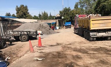 OPORTUNIDAD TERRENO CON PROPIEDADES COMERCIALES