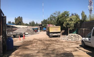 OPORTUNIDAD TERRENO CON PROPIEDADES COMERCIALES