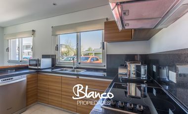 Casa en Venta en La Lomada, Pilar, G.B.A. Zona Norte, Argentina