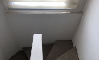 VENDE CASA 3 PISOS, 4 DORM, 3 BAÑOS, 2 SALAS, VALLE LO CAMPINO, QUILICURA