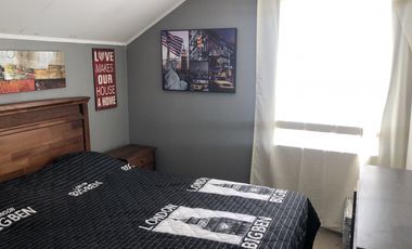 VENDE CASA 3 PISOS, 4 DORM, 3 BAÑOS, 2 SALAS, VALLE LO CAMPINO, QUILICURA