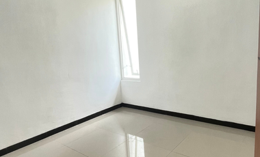 Dijual Villa Kota Batu 2 lantai promo cashback Puluhan juta rupiah