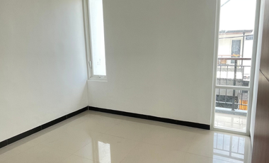 Dijual Villa Kota Batu 2 lantai promo cashback Puluhan juta rupiah