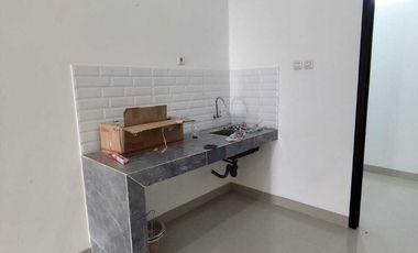 Rumah Baru Minimalisir lokasi strategis  5 menit pangeran  jayakarta