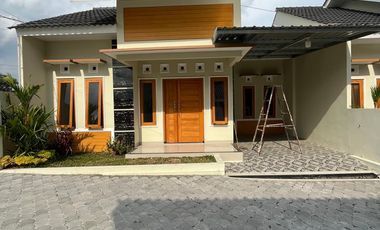 dijual rumah di sleman dekat pemancingan di kadisoka purwomartani