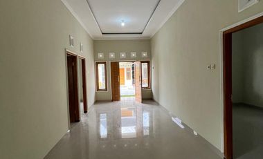 dijual rumah di sleman dekat pemancingan di kadisoka purwomartani