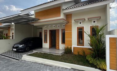 dijual rumah di sleman dekat pemancingan di kadisoka purwomartani