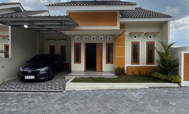 dijual rumah di sleman dekat pemancingan di kadisoka purwomartani