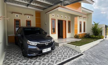 dijual rumah di sleman dekat pemancingan di kadisoka purwomartani