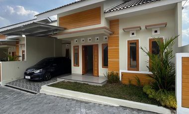 dijual rumah di sleman dekat pemancingan di kadisoka purwomartani