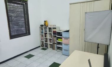 RUMAH HOOK Kertajaya Indah Timur Surabaya