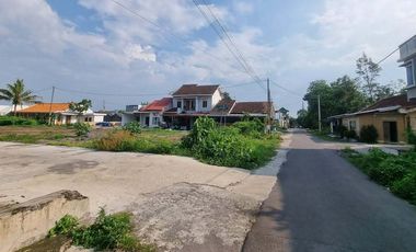 3 Menit Stadion Maguwoharjo, Tanah SHM Cocok Hunian Pun Investasi