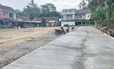 3 Menit Stadion Maguwoharjo, Tanah SHM Cocok Hunian Pun Investasi