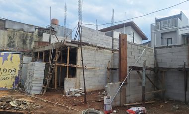 DE GROVE UTAN KAYU RUMAH DI TENGAH JAKARTA