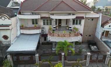 RUMAH MEWAH 2 LANTAI FURNISH DI PENGAYOMAN