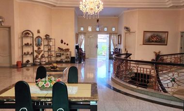 RUMAH MEWAH 2 LANTAI FURNISH DI PENGAYOMAN