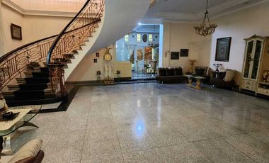 RUMAH MEWAH 2 LANTAI FURNISH DI PENGAYOMAN