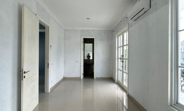 DISEWA VILLA  KOMPLEK CITRALAND GAMA CITY