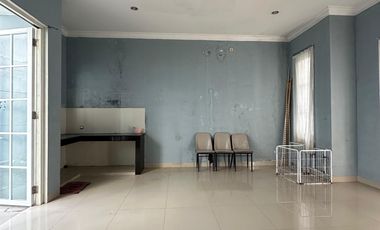 DISEWA VILLA  KOMPLEK CITRALAND GAMA CITY