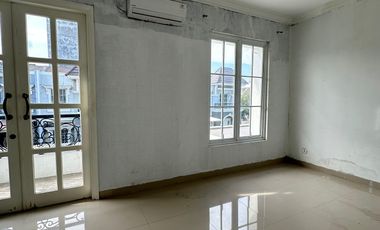 DISEWA VILLA  KOMPLEK CITRALAND GAMA CITY