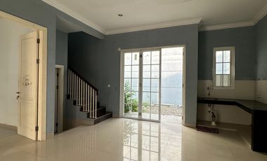 DISEWA VILLA  KOMPLEK CITRALAND GAMA CITY