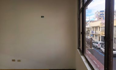 OFICINAS EN RENTA EN EL CENTRO DE AMBATO