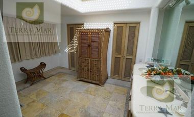 Renta y vende casa, ubicada en Las Brisas