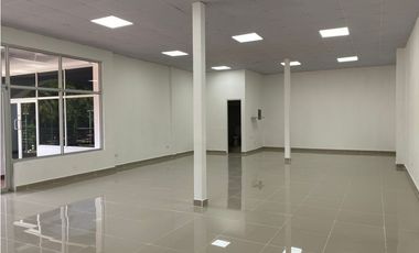 ALBROOK / LOCAL / 108M / DIVISIONES / CON ACABADOS / SOBRE VIA  YH