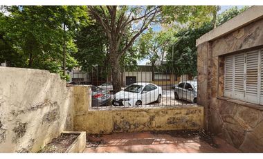 EN VENTA CASA 2 DORMITORIOS CALLE 25 DE MAYO ZONA CENTRICA