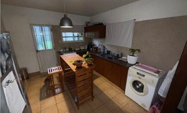 Chalet con Departamento en Venta