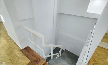 LOCAL COMERCIAL + SUBSUELO  - FRENTE A PATIO OLMOS -  OB. TREJO Nº 345