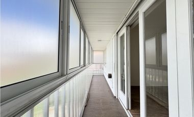 DEPARTAMENTO 3 AMB  SALTA 576  Primer piso por Escalera.