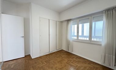 DEPARTAMENTO 3 AMB  SALTA 576  Primer piso por Escalera.