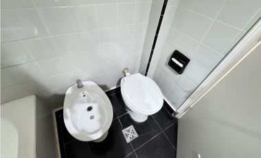 DEPARTAMENTO 3 AMB  SALTA 576  Primer piso por Escalera.