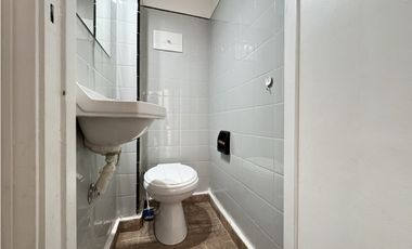 DEPARTAMENTO 3 AMB  SALTA 576  Primer piso por Escalera.