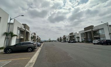 VENTA DEPARTAMENTO PB EN URB SAN BERNARDO SAMBORONDON (OF)