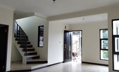 Rumah Pusat Kota Sukabumi Sudah Renovasi Surya Kencana Residen