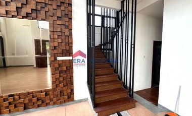 Hunian Dalam Perumahan Dekat Polsek Pare Supermaket TOP & RS HVA