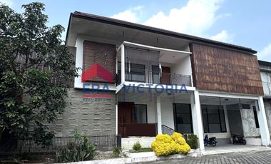 Hunian Dalam Perumahan Dekat Polsek Pare Supermaket TOP & RS HVA