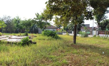 COMMERCIAL LAND FOR SALE IN BLITAR - STRATEGIC LOCATION SANAN WETAN