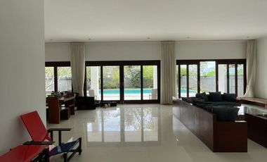 Villa eksklusif di Montong dekat Senggigi Lombok Barat