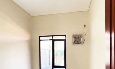 RUMAH BARU GRESS LOKASI NYAMAN DAN STRATEGIS SIAP HUNI