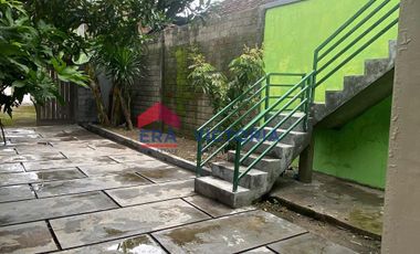 disewakan terdapat 3 bangunan bisa digunakan kantor maupun rumah