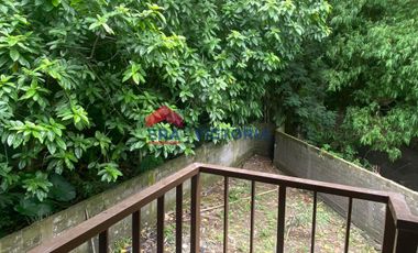 disewakan terdapat 3 bangunan bisa digunakan kantor maupun rumah