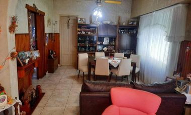 Casa en venta en Avellaneda Este