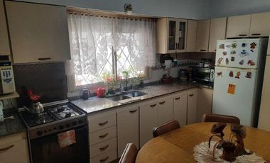 Casa en venta en Avellaneda Este
