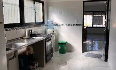 Chalet en venta en Remedios de Escalada Oeste