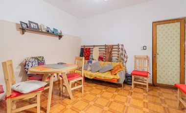 PH en venta 4 amb con patio planta baja Carapachay