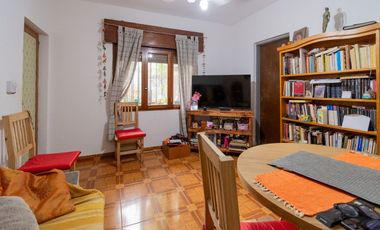 PH en venta 4 amb con patio planta baja Carapachay